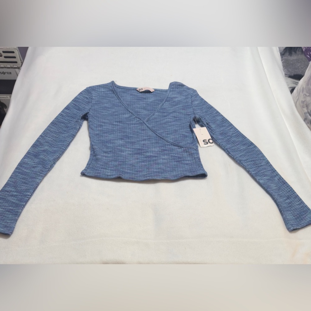 Kohl's Blue Long Sleeve Crop Top
